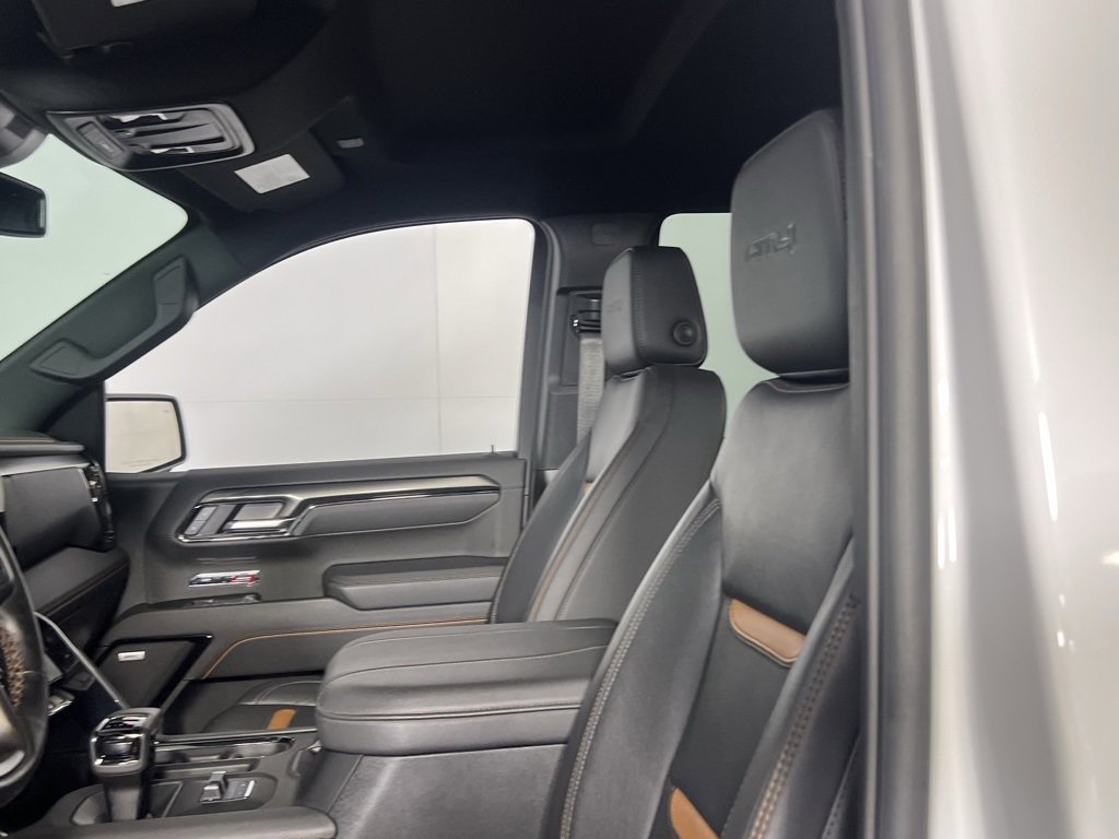 Used 2025 GMC Sierra 1500 AT4 image 21