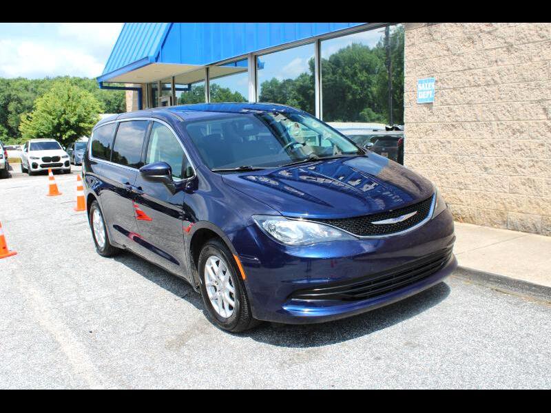 Used 2020 Chrysler Voyager LX