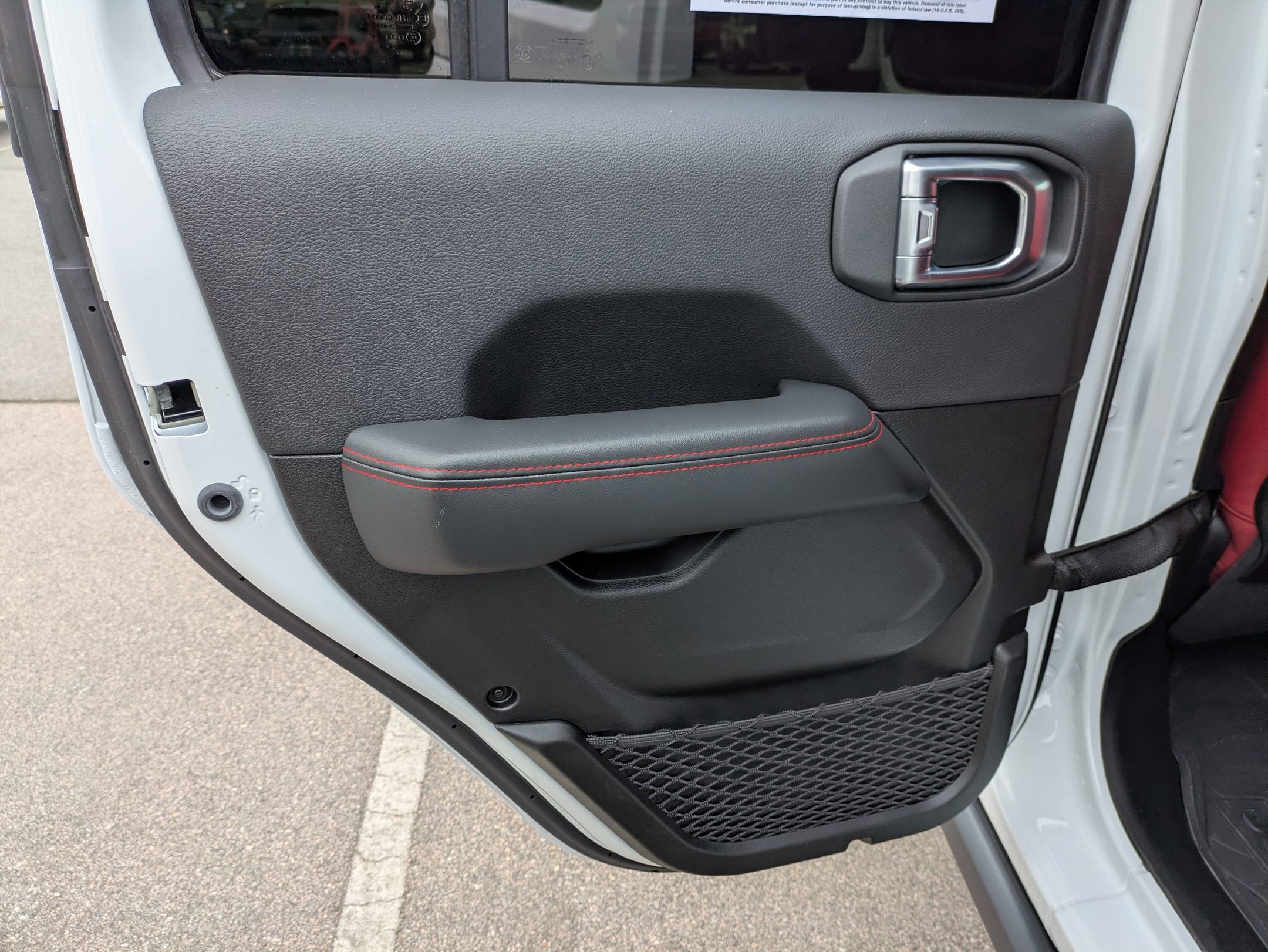 Used 2024 Jeep Wrangler Unlimited Rubicon 392 image 31