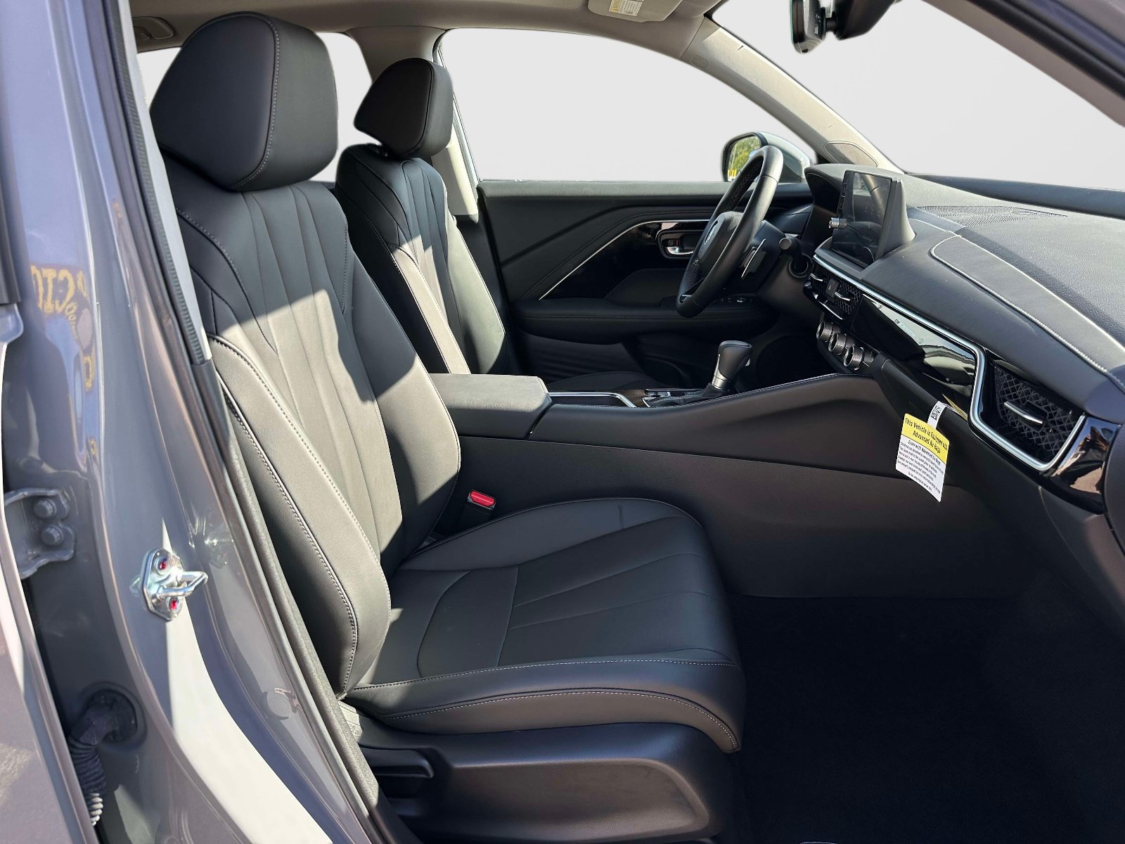 Used 2025 Acura ADX FWD image 10