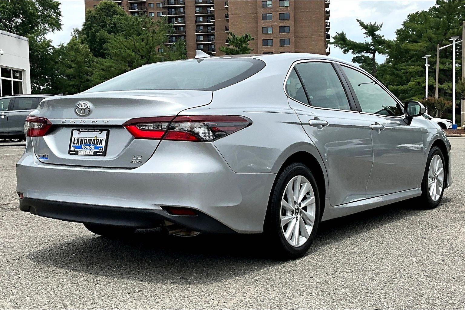 Used 2023 Toyota Camry LE AWD/4WD image 2
