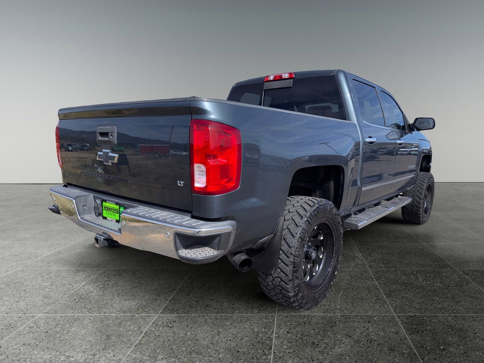 Used 2017 Chevrolet Silverado 1500 LTZ w/ LTZ Plus Package AWD/4WD image 7
