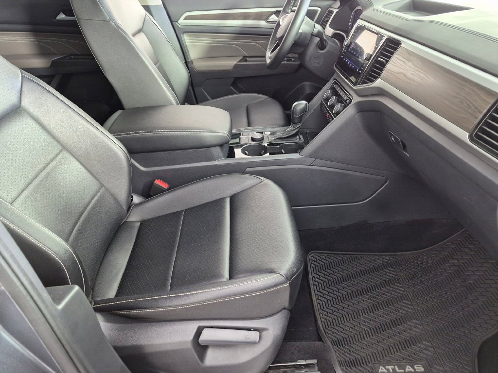 Used 2022 Volkswagen Atlas SE AWD/4WD image 34