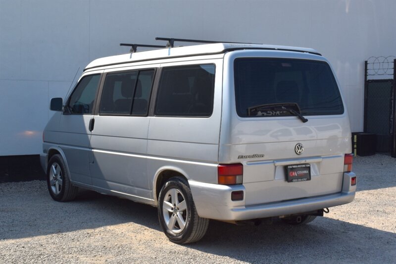 Used 2002 Volkswagen Eurovan MV FWD image 2