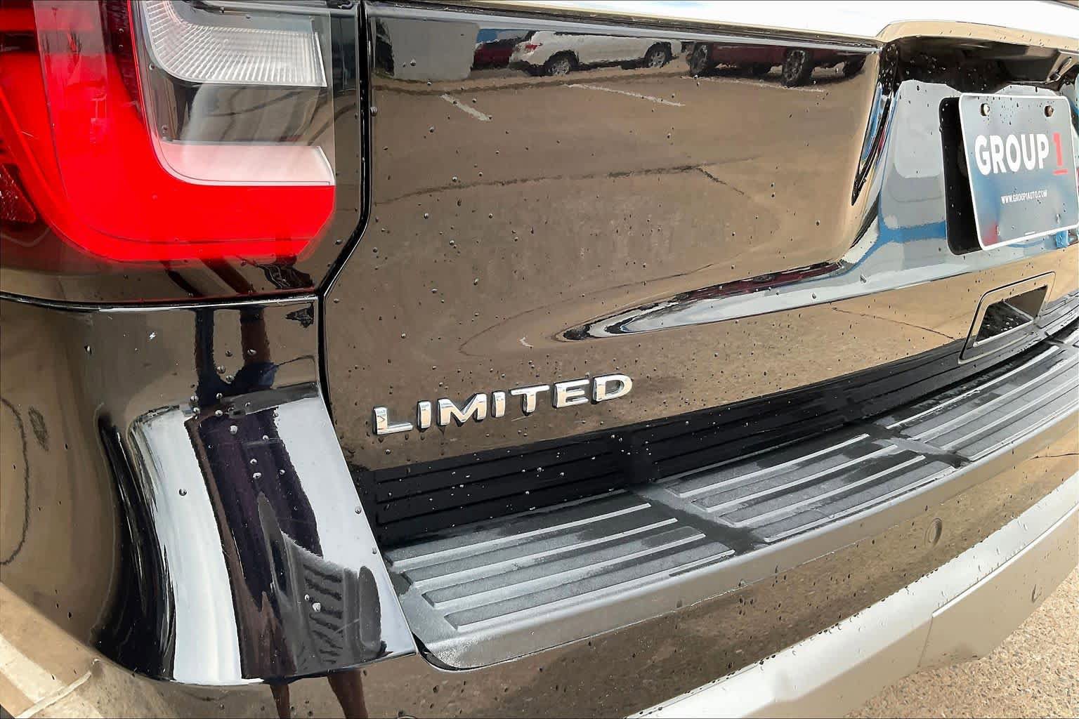 Used 2024 Ford Expedition Max Limited RWD image 11