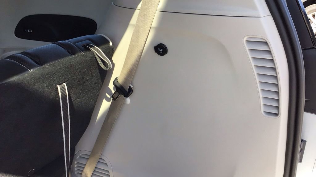 Used 2023 Chrysler Pacifica Limited image 12