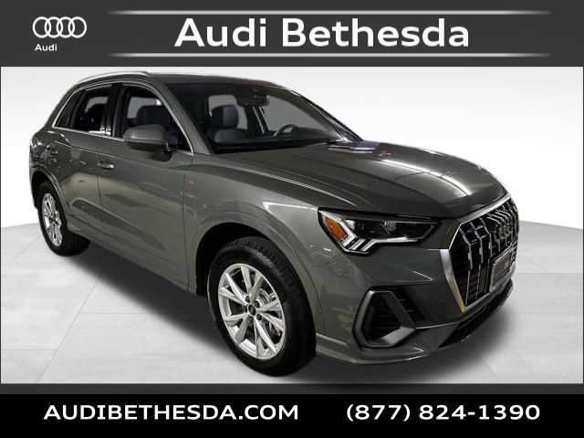 Certified 2025 Audi Q3 2.0T Premium w/ Convenience Package image 1