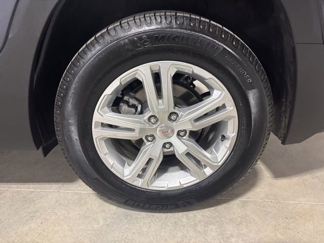 Used 2019 GMC Terrain SLE w/ Driver Convenience Package image 28