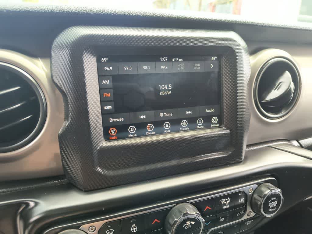 Used 2021 Jeep Gladiator Sport AWD/4WD image 16