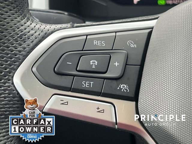 Used 2023 Volkswagen Atlas Cross Sport SEL R-Line AWD/4WD image 20