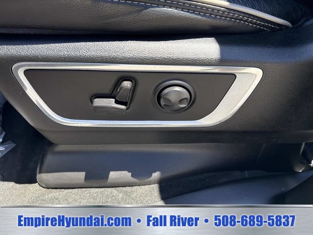 Used 2023 RAM 1500 Laramie AWD/4WD image 19