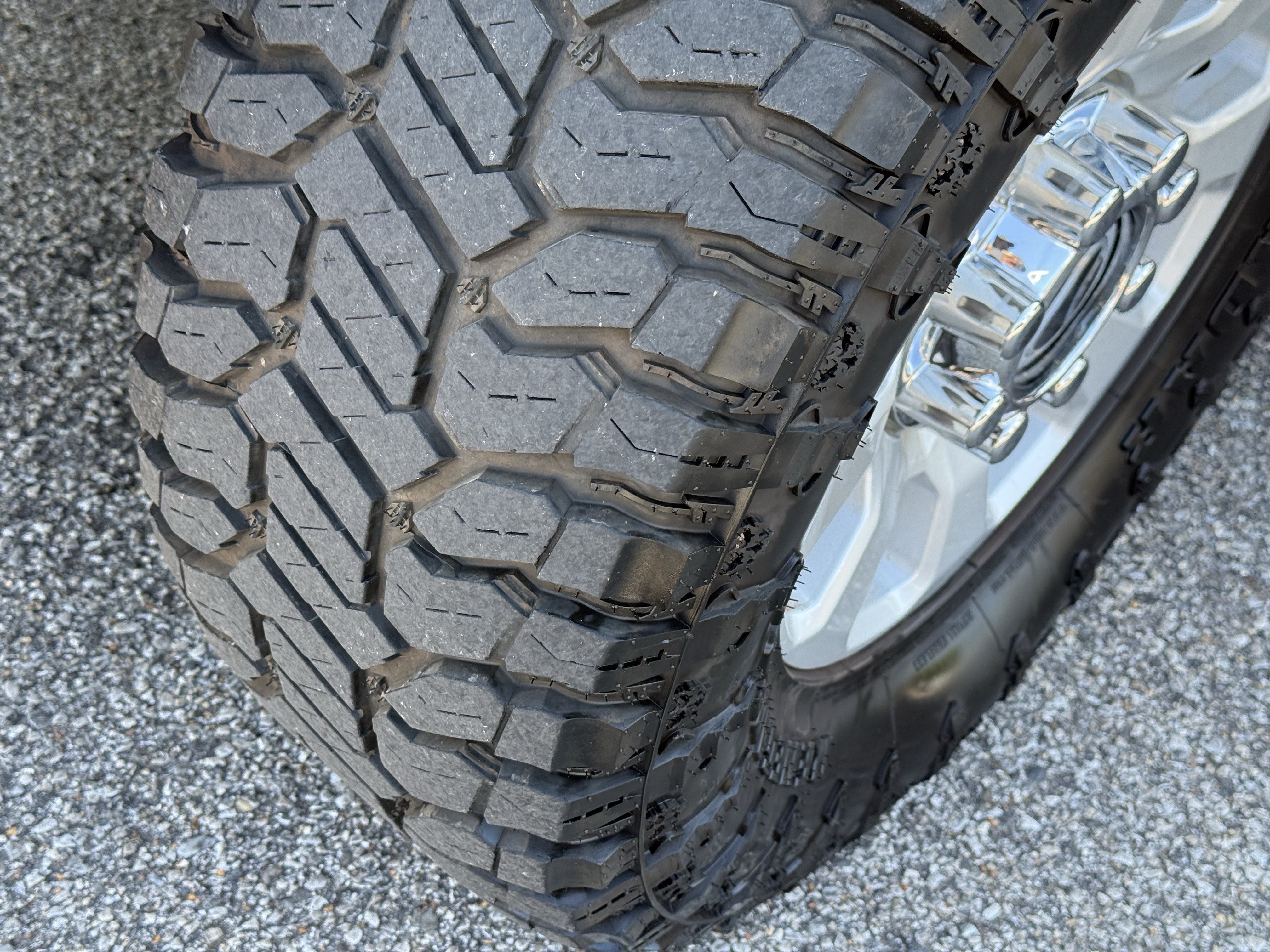 Used 2024 Ford F250 XLT AWD/4WD image 11