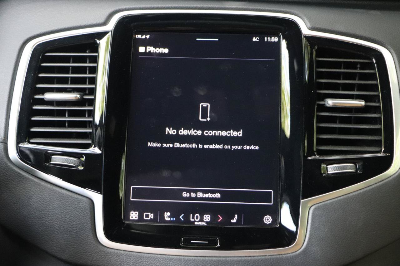 Used 2023 Volvo XC90 T8 Ultimate AWD/4WD image 38
