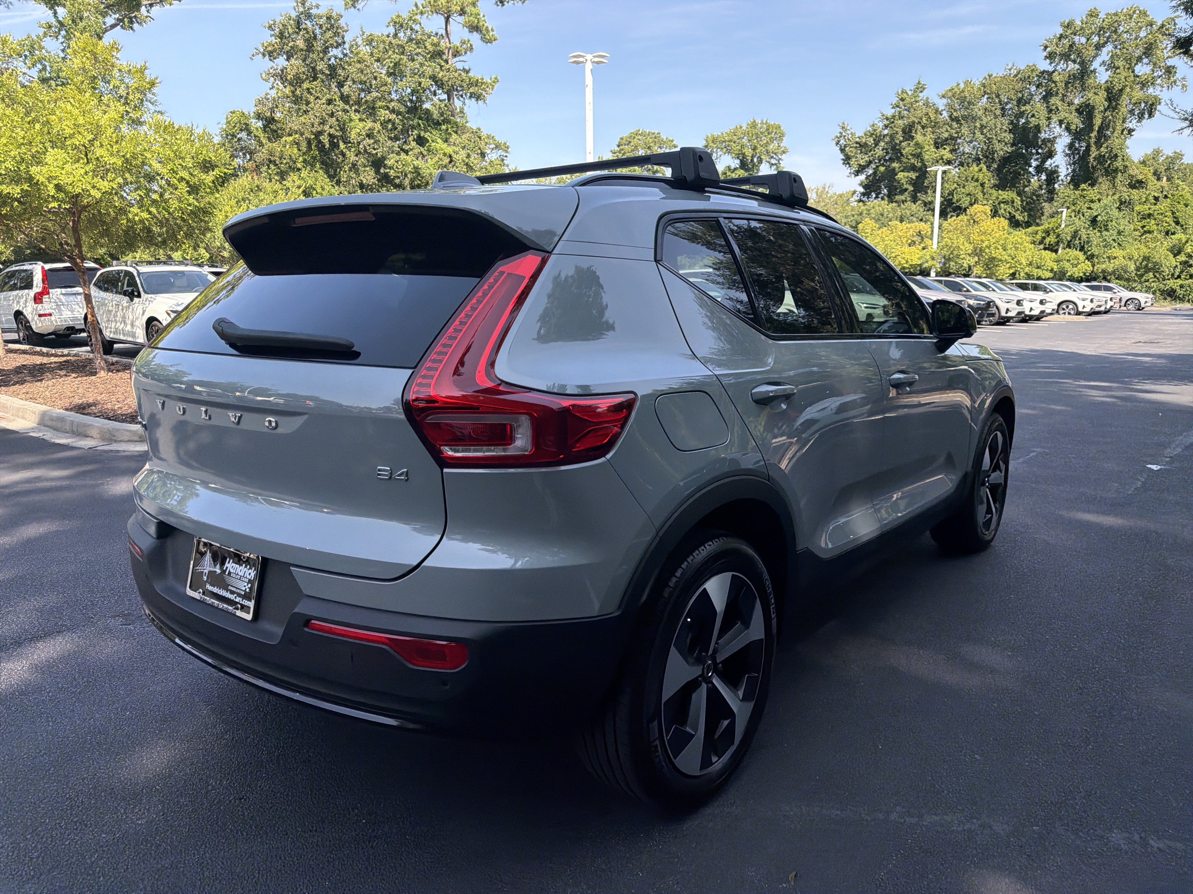 Certified 2026 Volvo XC40 B4 Core FWD image 51