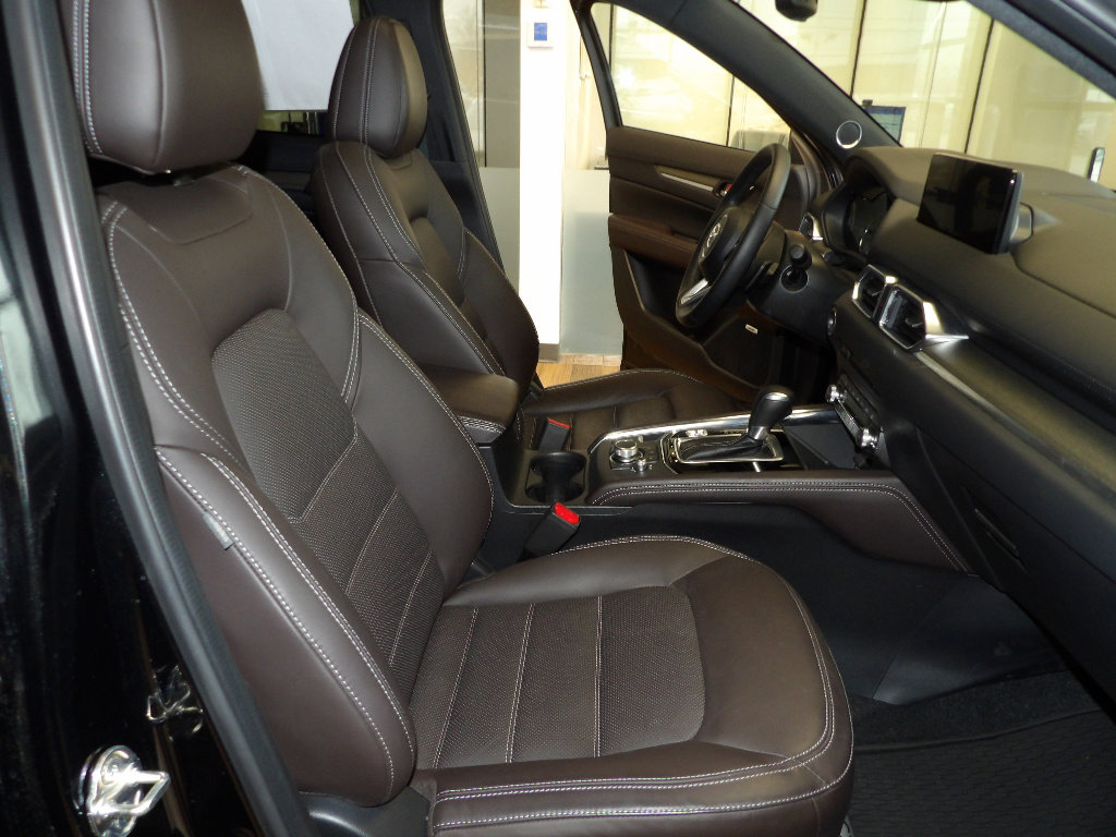 Certified 2025 MAZDA CX-5 Signature image 14