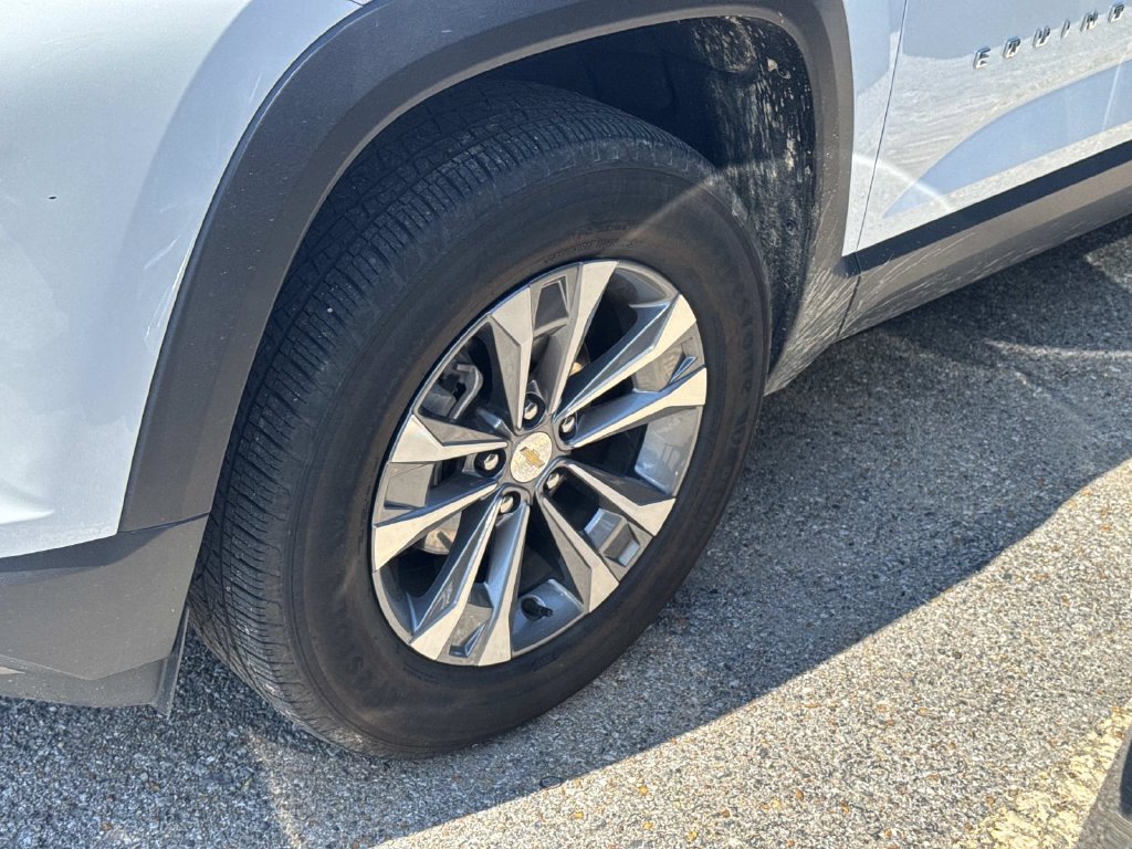 Used 2026 Chevrolet Equinox LT w/ Convenience Package II FWD image 8