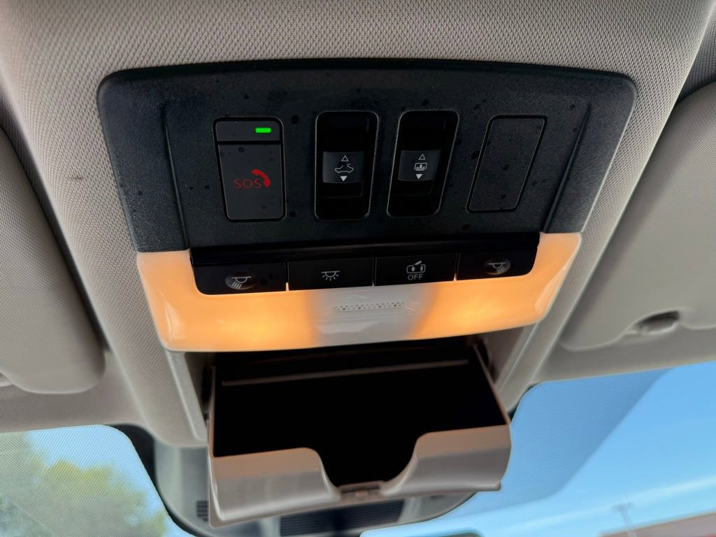 Used 2023 Nissan Rogue Platinum w/ Platinum Premium Package image 19