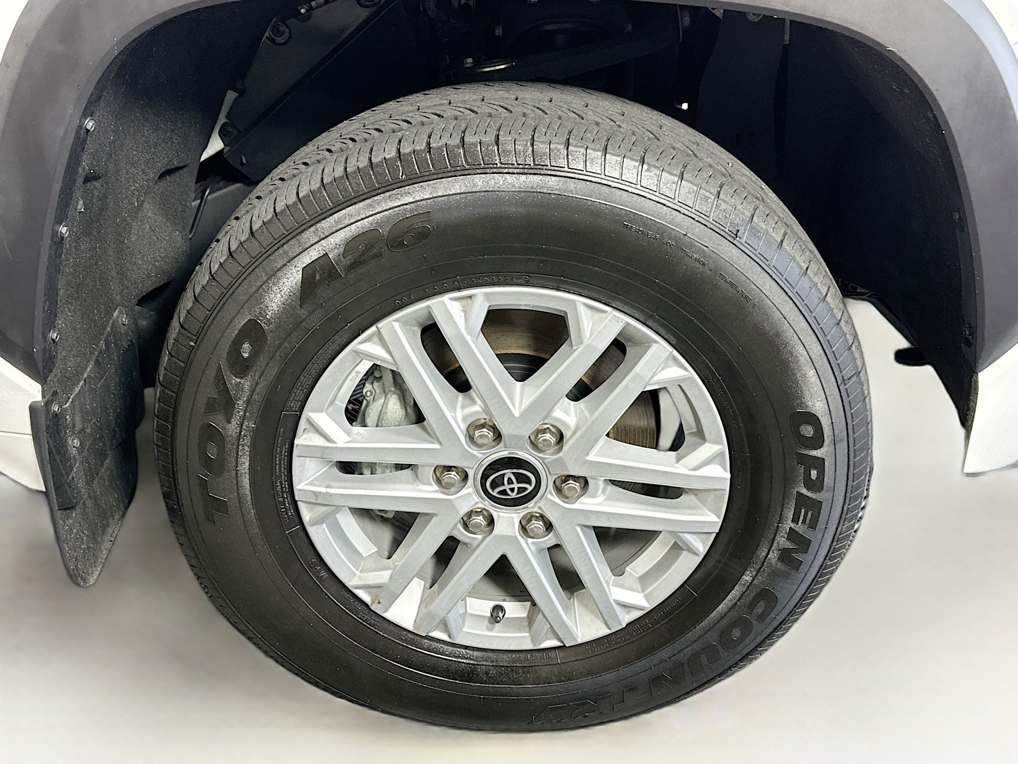 Used 2022 Toyota Tundra SR5 w/ SR5 Premium Package image 11