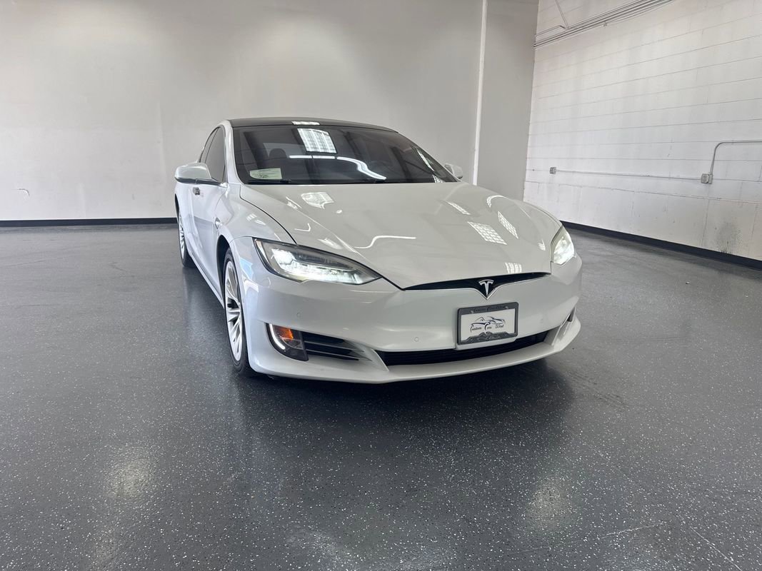Used 2019 Tesla Model S Long Range image 1