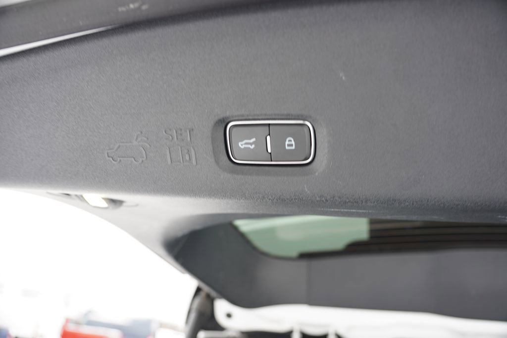 Certified 2025 Ford Expedition Active image 23