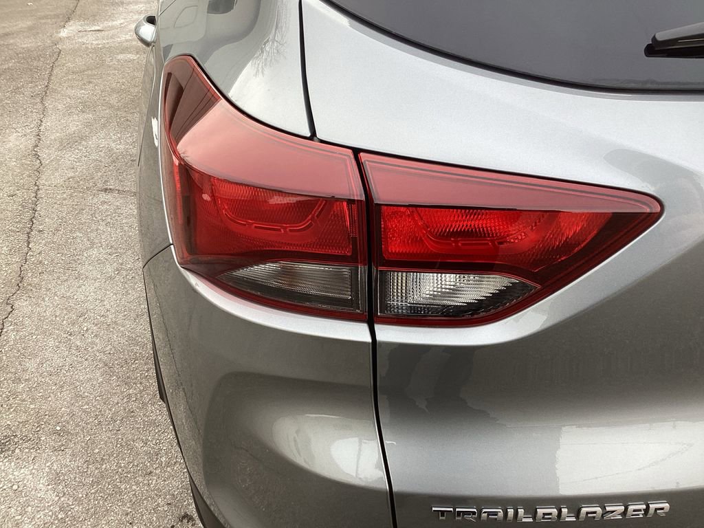 Used 2023 Chevrolet TrailBlazer LT w/ Convenience Package image 31