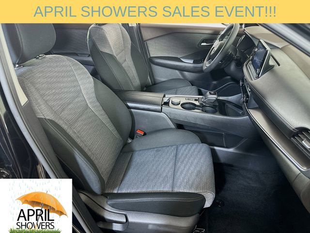 Used 2023 Nissan Rogue SV image 11