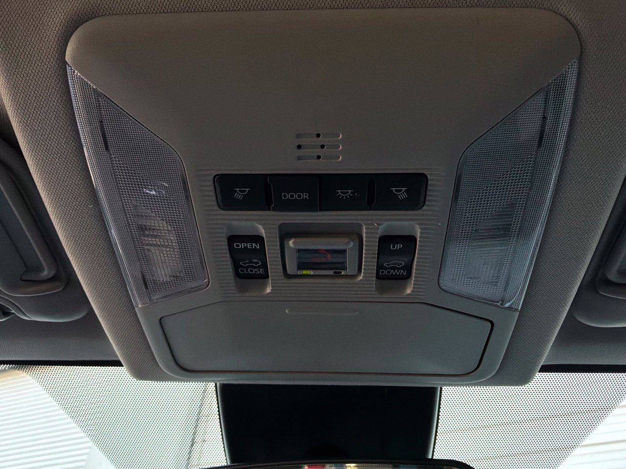 Used 2023 Toyota RAV4 XLE w/ Convenience Package FWD image 16