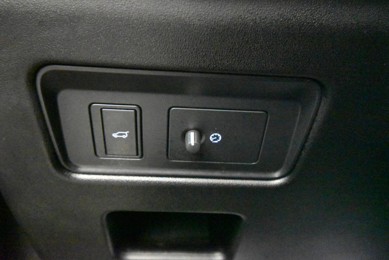 Used 2021 Land Rover Discovery S R-Dynamic image 34