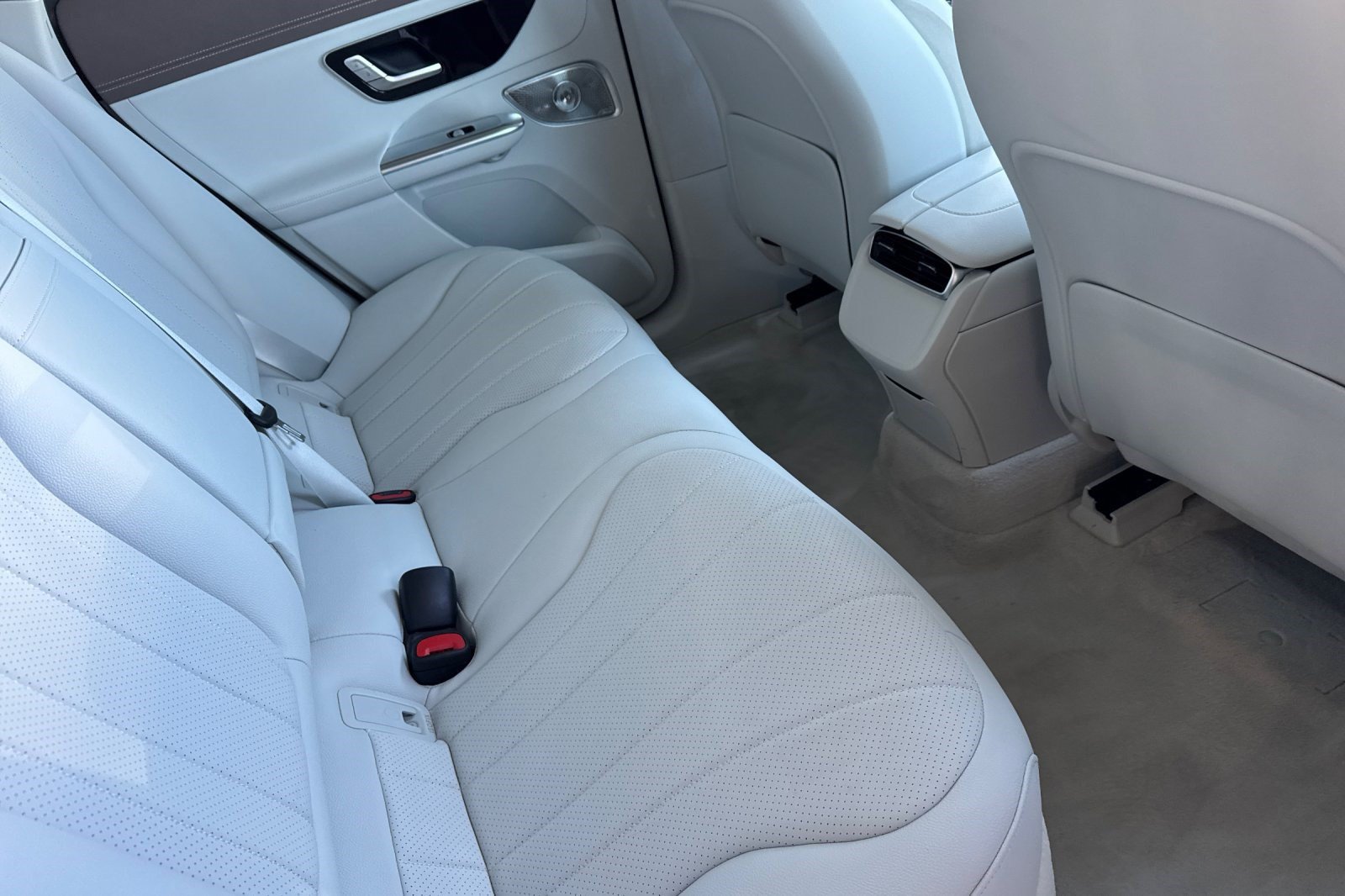 Certified 2023 Mercedes-Benz EQE 350+ 4MATIC SUV image 33