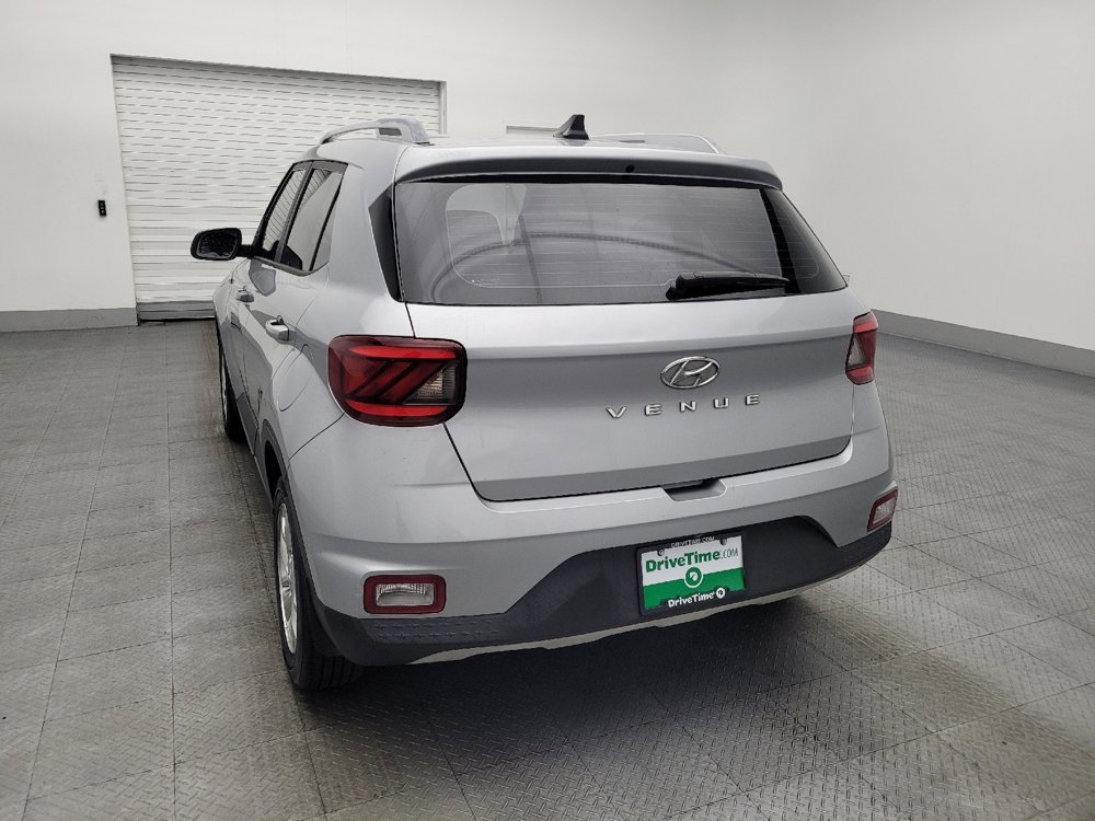 Used 2020 Hyundai Venue SEL image 6