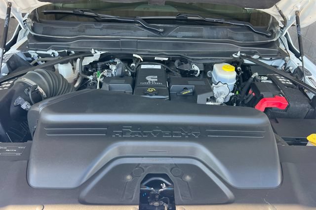 Used 2024 RAM 2500 Laramie AWD/4WD image 23