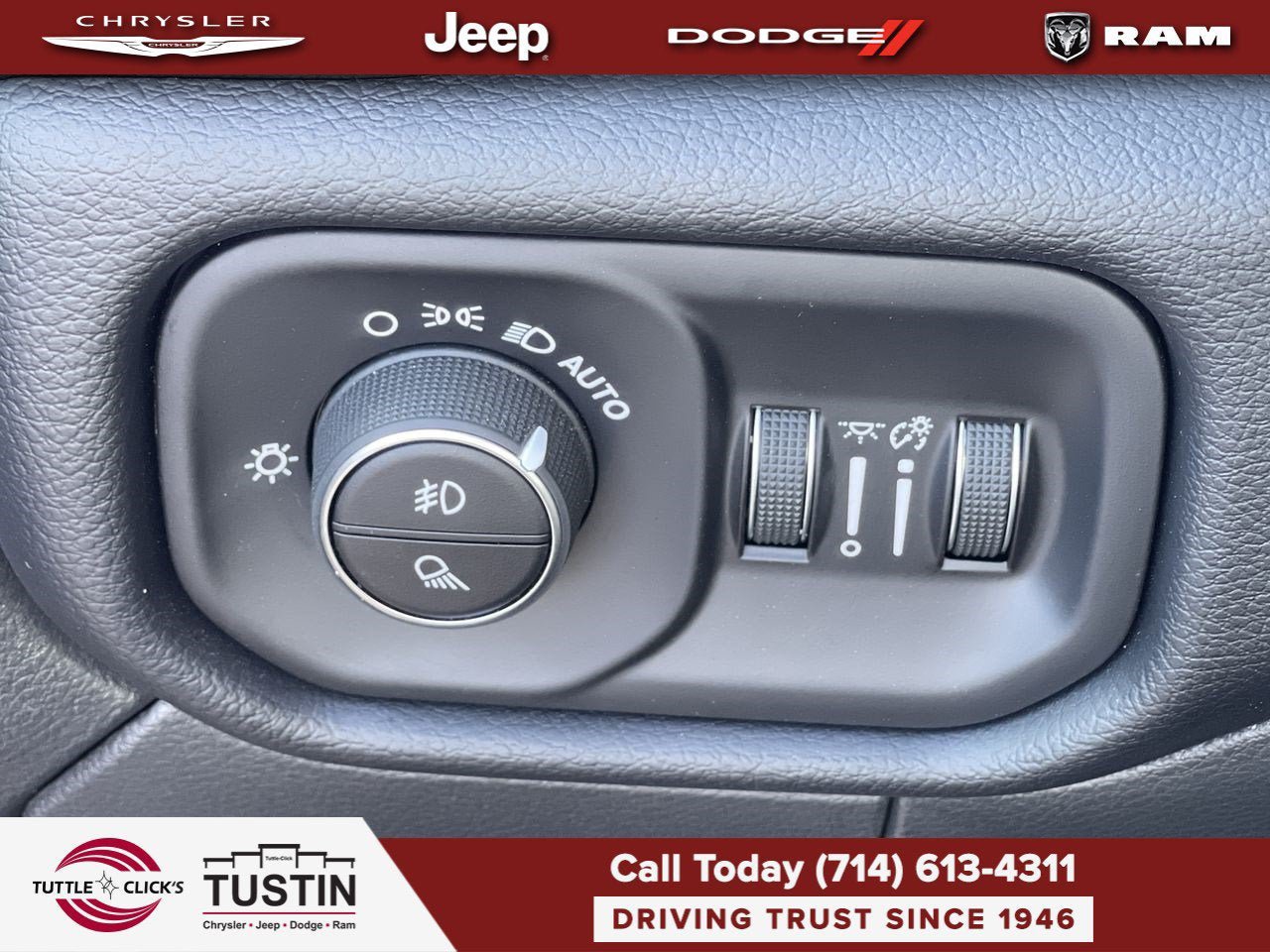 New 2026 RAM 2500 Laramie AWD/4WD image 23
