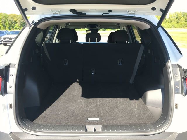 Used 2026 Hyundai Tucson SEL FWD image 12