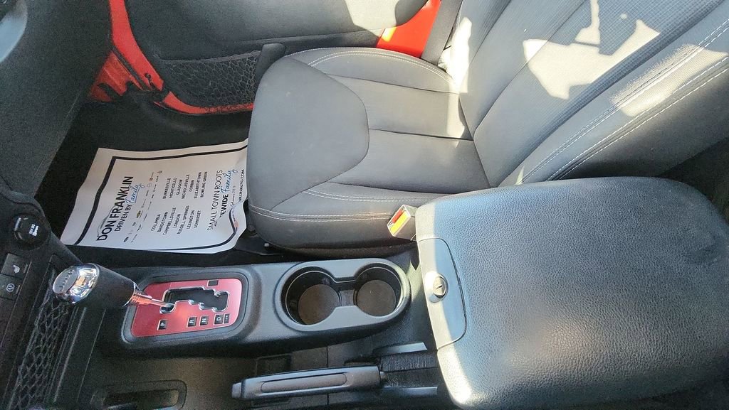 Used 2017 Jeep Wrangler Unlimited Sahara w/ Dual Top Group image 24