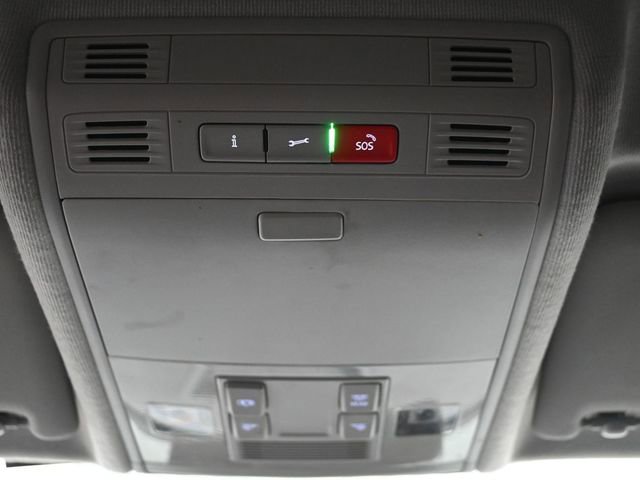 Used 2022 Volkswagen Tiguan S AWD/4WD image 16