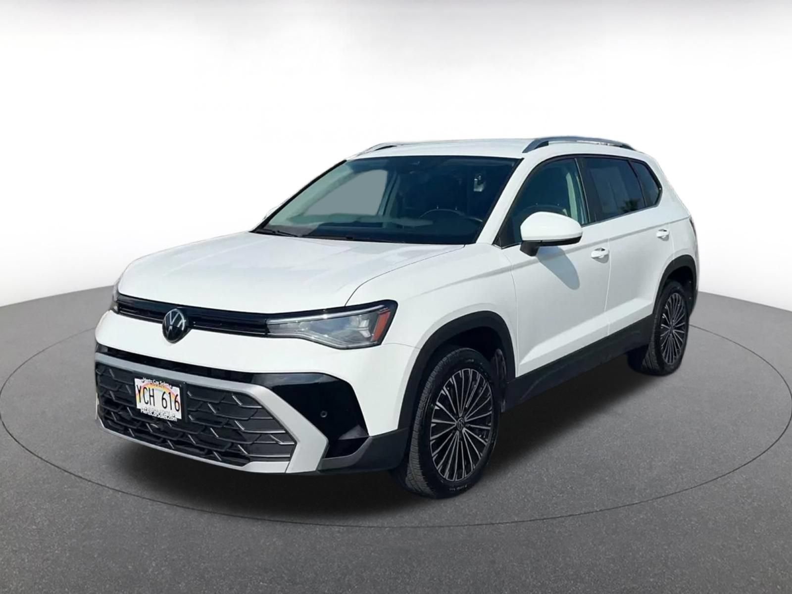 Used 2026 Volkswagen Taos SE FWD image 6