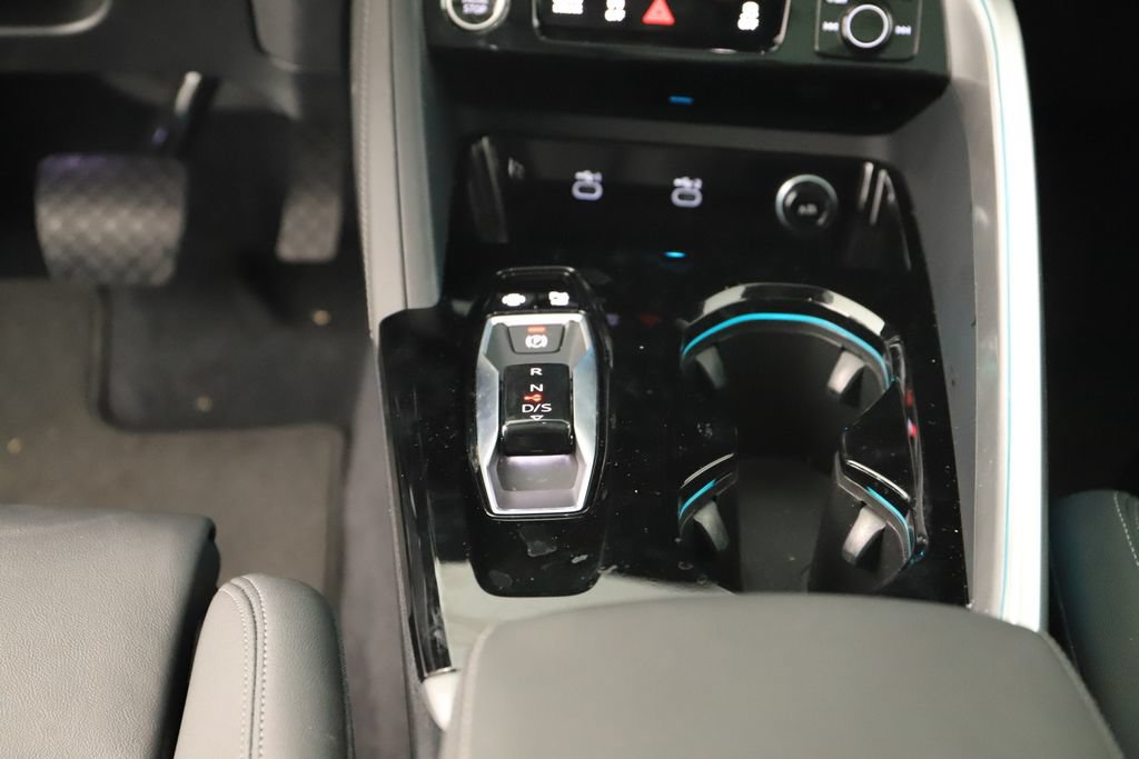 Certified 2025 Audi Q5 Prestige AWD/4WD image 22
