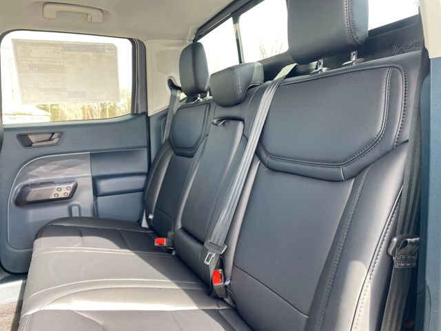 New 2026 Ford Maverick Lariat w/ Black Appearance Package image 18