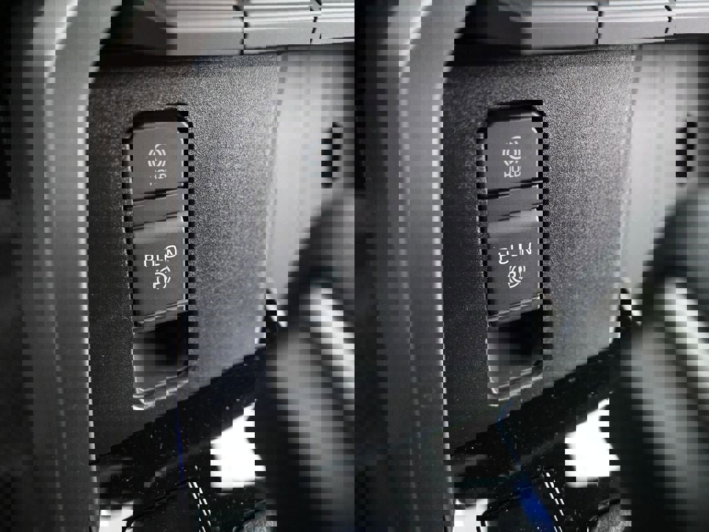 New 2026 Toyota Tundra SR5 w/ SR5 Convenience Package image 31