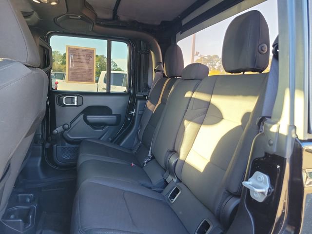Used 2023 Jeep Gladiator Sport image 14