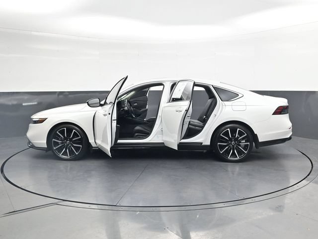 Used 2025 Honda Accord Touring image 41