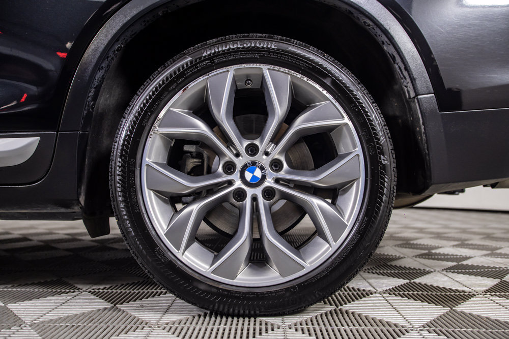 Used 2017 BMW X4 xDrive28i AWD/4WD image 42