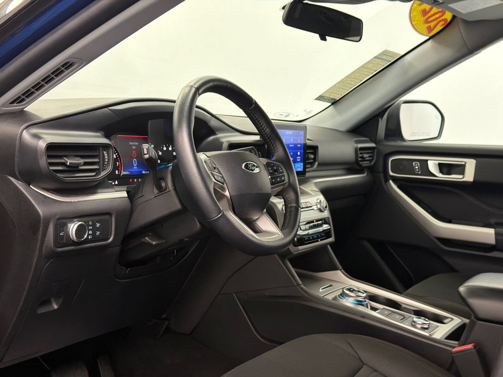 Used 2021 Ford Explorer XLT AWD/4WD image 14