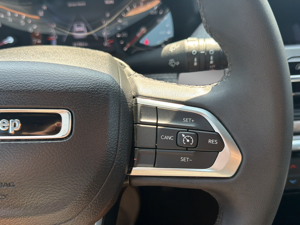 Used 2024 Jeep Compass Latitude AWD/4WD image 20