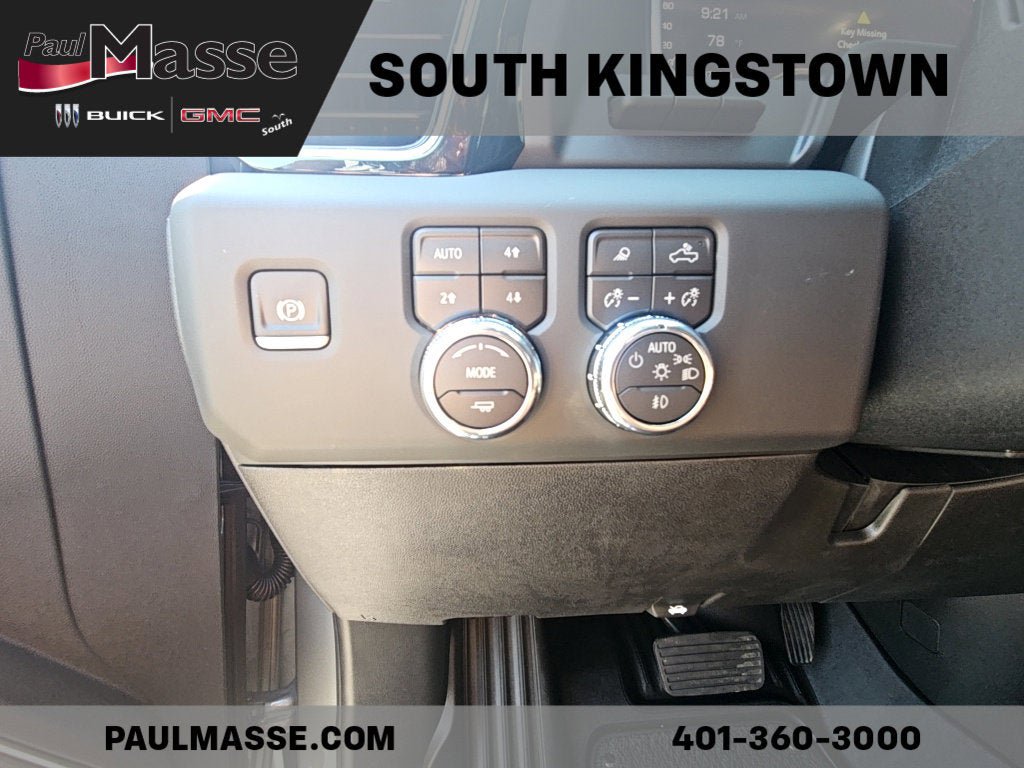 Used 2025 GMC Sierra 2500 Denali Ultimate AWD/4WD image 11
