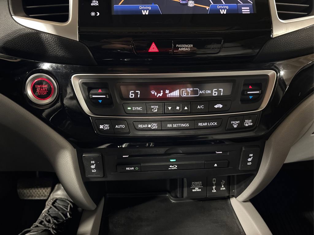 Used 2017 Honda Pilot Touring image 34