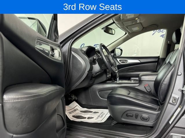 Used 2019 Nissan Pathfinder SL AWD/4WD image 10