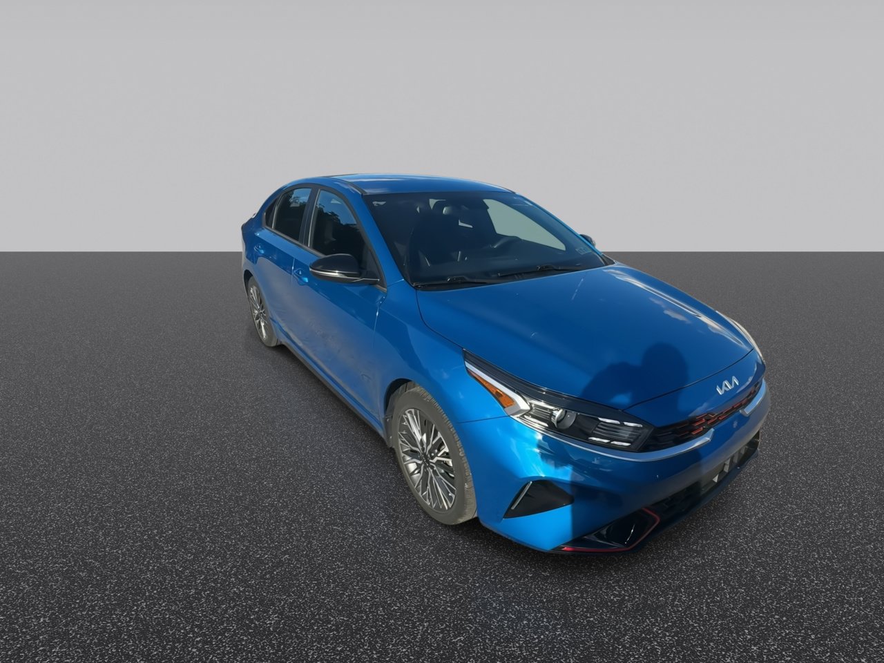 Used 2023 Kia Forte GT-Line w/ GT-Line Technology Package FWD image 3