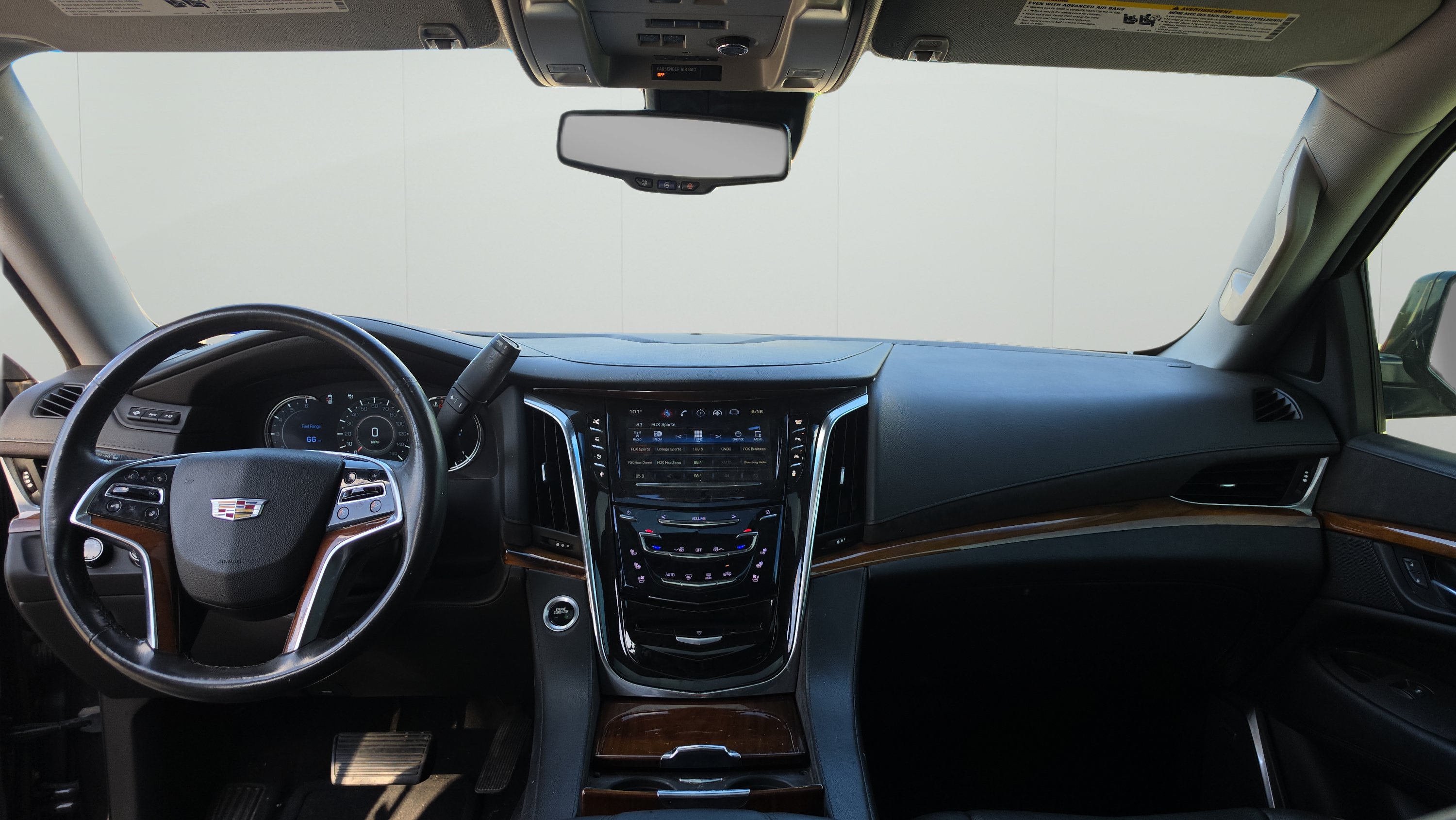 Used 2016 Cadillac Escalade Premium AWD/4WD image 24