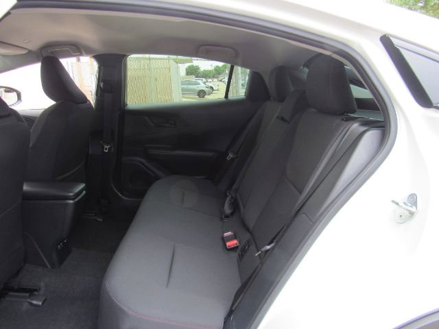 Used 2023 Toyota Prius Prime SE image 17